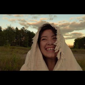 Meet your Posher, Samara